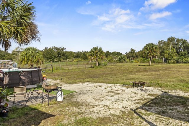 19621 NW 260th Street, Okeechobee, FL 34972