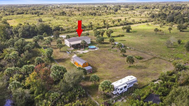 19621 NW 260th Street, Okeechobee, FL 34972