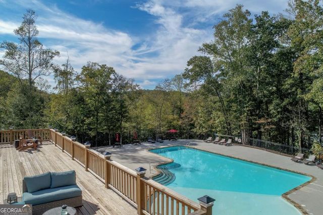 6190 Crestline Drive, Dawsonville, GA 30534