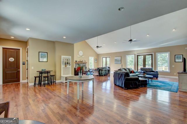6190 Crestline Drive, Dawsonville, GA 30534