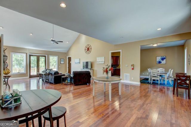 6190 Crestline Drive, Dawsonville, GA 30534