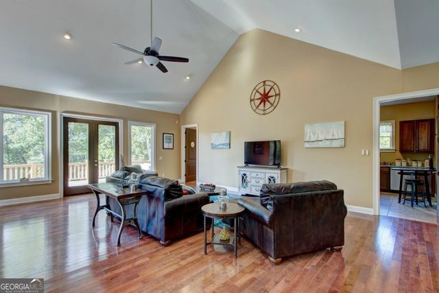 6190 Crestline Drive, Dawsonville, GA 30534
