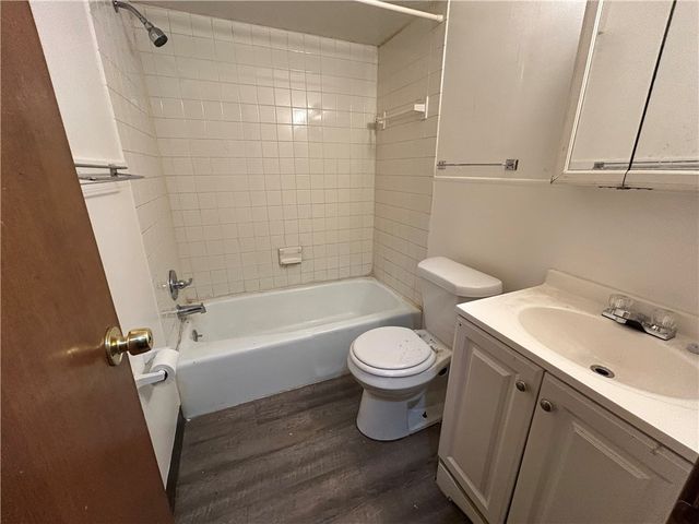618 Broadway Ave 1A, Stowe Twp, PA 15136