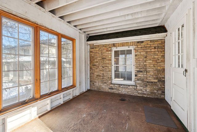 2740 Thomas Avenue S, Minneapolis, MN 55416