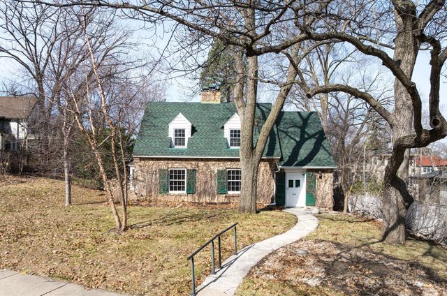 2740 Thomas Avenue S, Minneapolis, MN 55416