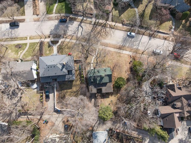 2740 Thomas Avenue S, Minneapolis, MN 55416