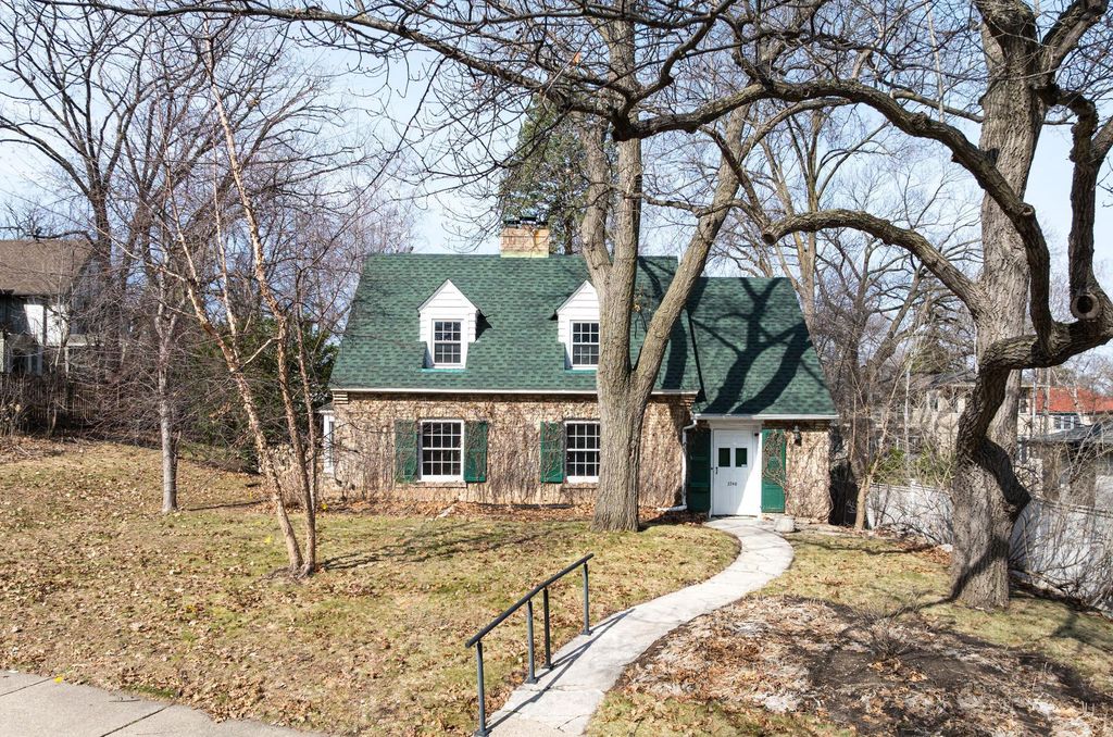 2740 Thomas Avenue S, Minneapolis, MN 55416 — photo 2