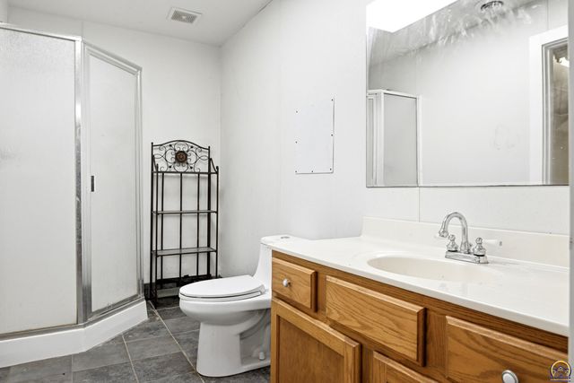 4020 SE 61st St, Berryton, KS 66409