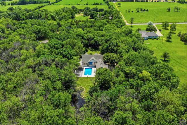 4020 SE 61st St, Berryton, KS 66409