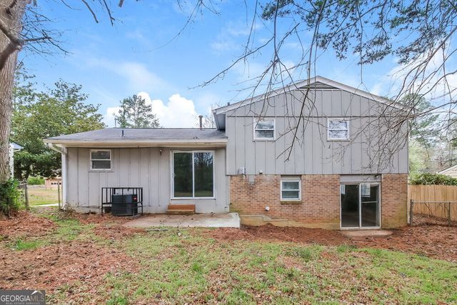 694 Dixon Road, Jonesboro, GA 30238