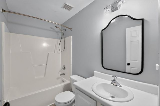 1404 Poplar Ridge Road, Fuquay Varina, NC 27526