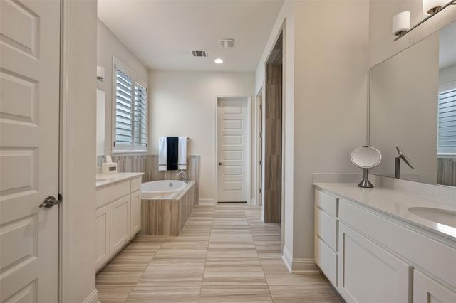 713 Santa Catalina WAY, Leander, TX 78641