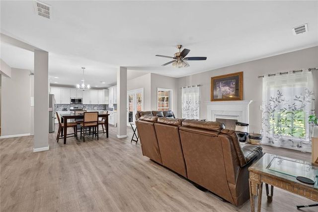 787 King Sword Court SE, Mableton, GA 30126