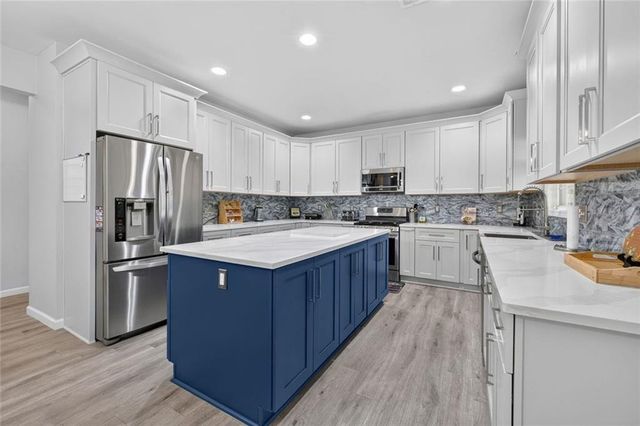 787 King Sword Court SE, Mableton, GA 30126