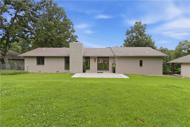 5 Rockhill Lane, Bella Vista, AR 72715