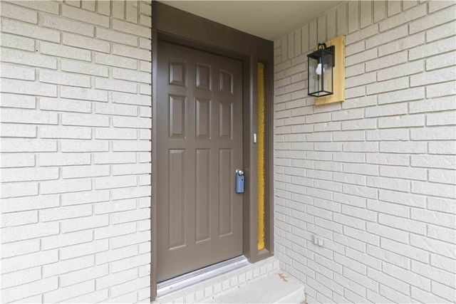 5 Rockhill Lane, Bella Vista, AR 72715