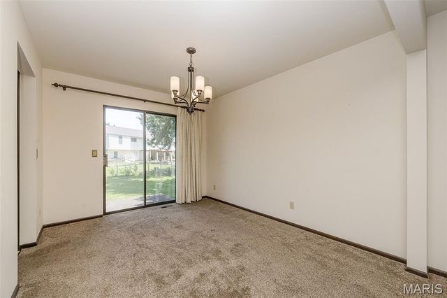 4216 Elkhart Lake Road, St Charles, MO 63304