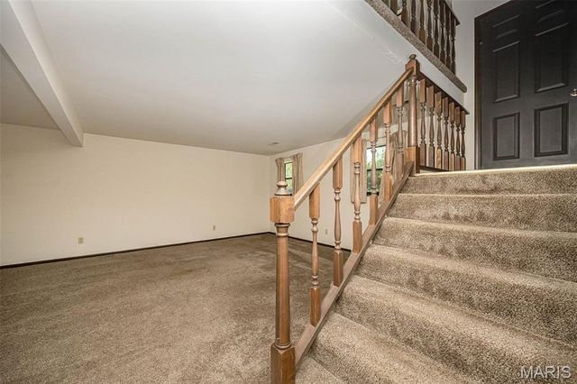 4216 Elkhart Lake Road, St Charles, MO 63304