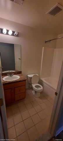 28346 Carlton Way, Novi, MI 48377