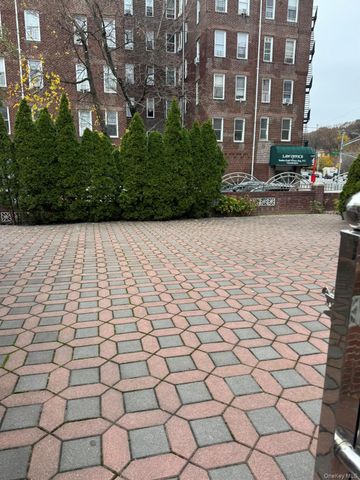 109-04 Myrtle Avenue, Richmond Hill, NY 11418