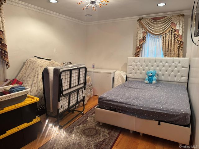 109-04 Myrtle Avenue, Richmond Hill, NY 11418