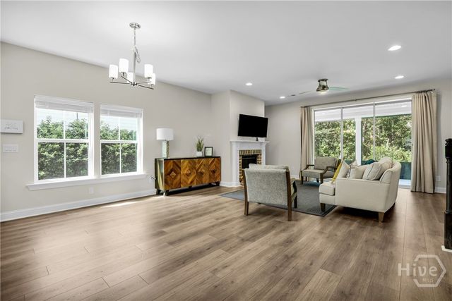 125 Long Creek Lane, Richmond Hill, GA 31324