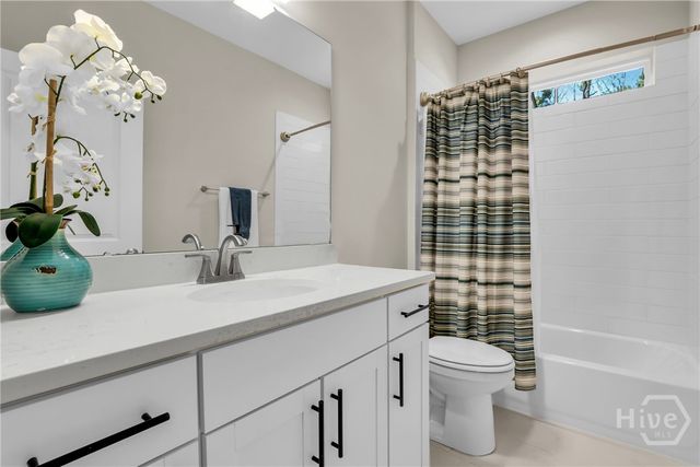 125 Long Creek Lane, Richmond Hill, GA 31324