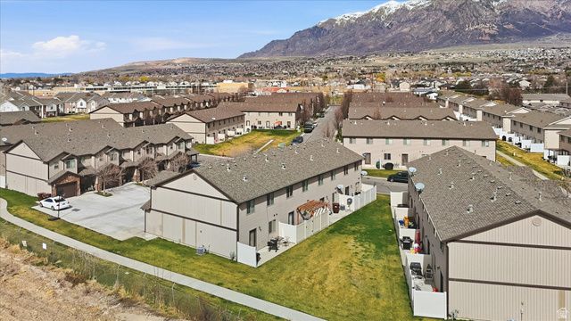 1912 N 300 W, Harrisville, UT 84414