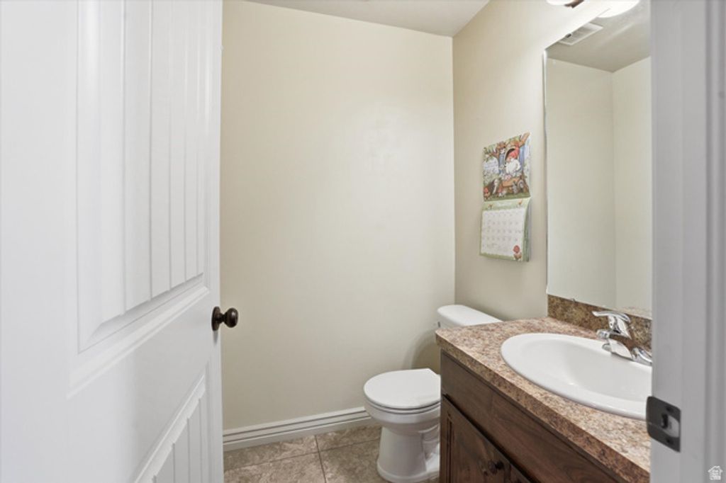 Image 13 of property listing at 1912 N 300 W, Harrisville, UT 84414