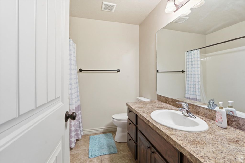 Image 25 of property listing at 1912 N 300 W, Harrisville, UT 84414