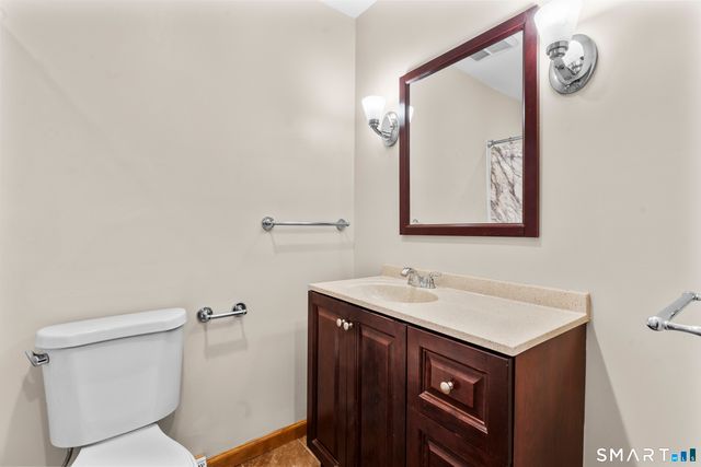 75 Orangewood West 75, Derby, CT 06418