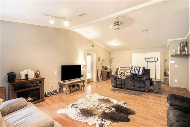 1163 Packard Avenue, Burton, MI 48509