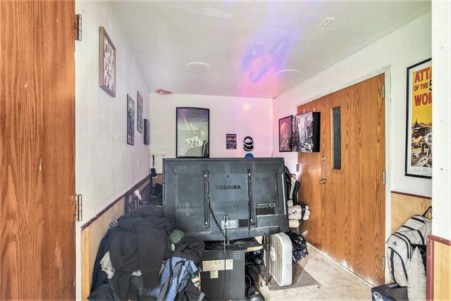 1163 Packard Avenue, Burton, MI 48509