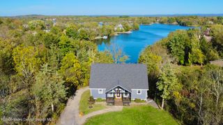 77 Longwood Drive, Athens, NY 12015