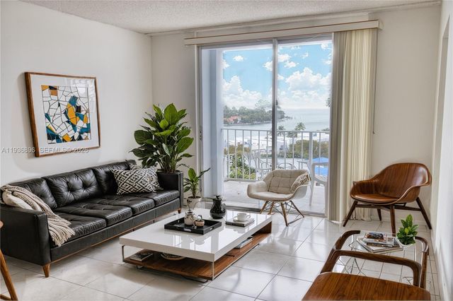 6900 Bay Dr 10K, Miami Beach, FL 33141