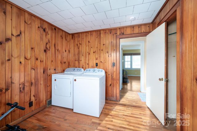 43 Henline Lane, Bakersville, NC 28705