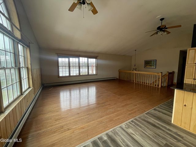 70 Island View Road, Colonie, NY 12047