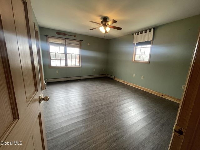 70 Island View Road, Colonie, NY 12047