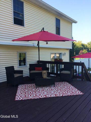 70 Island View Road, Colonie, NY 12047