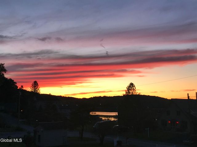 70 Island View Road, Colonie, NY 12047