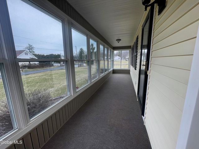 70 Island View Road, Colonie, NY 12047