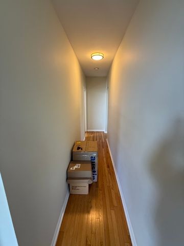 2022 N SEMINARY Avenue 2F, Chicago, IL 60614