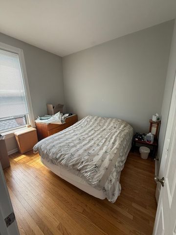 2022 N SEMINARY Avenue 2F, Chicago, IL 60614