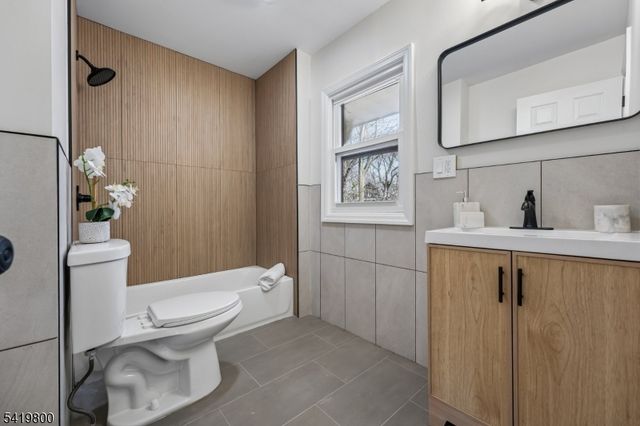 1451 Bond St, Hillside Twp., NJ 07205