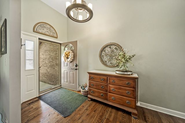 2107 Wheeler Street, Woodridge, IL 60517