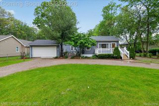 38152 Hixford Place, Westland, MI 48185