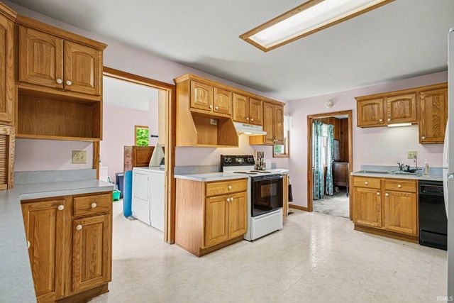 2824 BASHOR Road, Goshen, IN 46526
