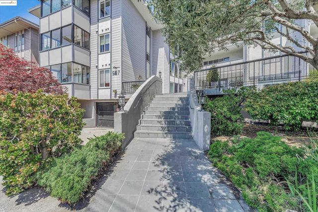 567 Oakland Ave 104, Oakland, CA 94611