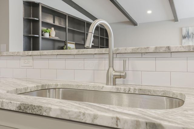 984 Sunbury Road, Columbus, OH 43219