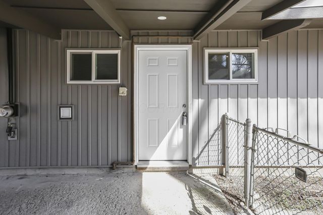 984 Sunbury Road, Columbus, OH 43219